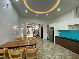 Bán nhà 3 tầng đẹp đường phan huỳnh điểu  nam hoà xuân  đà nẵng