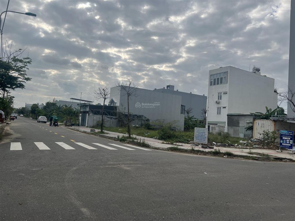 Bán lô góc siêu đẹp nam hoà xuân  đường hói kiểng 17 với đặng văn chung  hướng đông nam