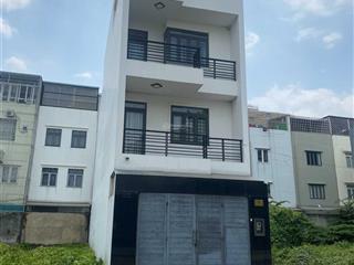 Cần bán nền a19 đối diện trường học  dt 100m2 đã có móng  giá 6,7 tỷ tl  0901 423 ***