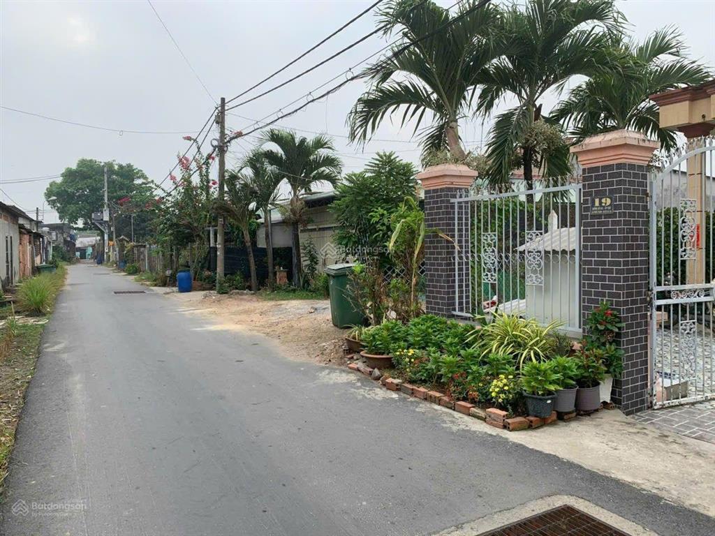 Bán nhà ngoại thành hcm rộng rãi thoáng mát