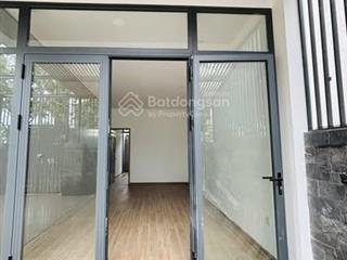 Chdv cát lái gần citiesto nguyên tầng trệt 50m2 gồm 1pn 1pk tách bếp giá 6tr5