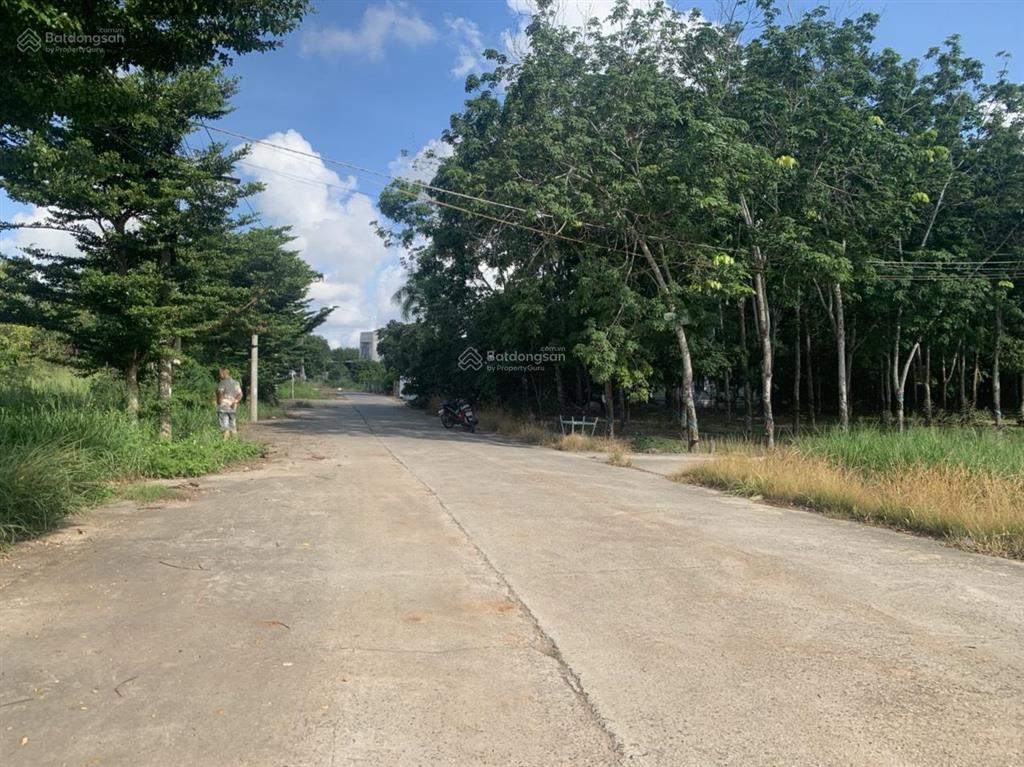 Bán lô đất đẹp gần đường quy hoạch 32m, 1350m2  282m2 tc giá 4,25 tỷ