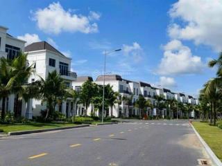 Bán biệt thự 6pn, 6wc tại west lakes golf & villas, 4,5 tỷ, 111m2, đức hòa, long an