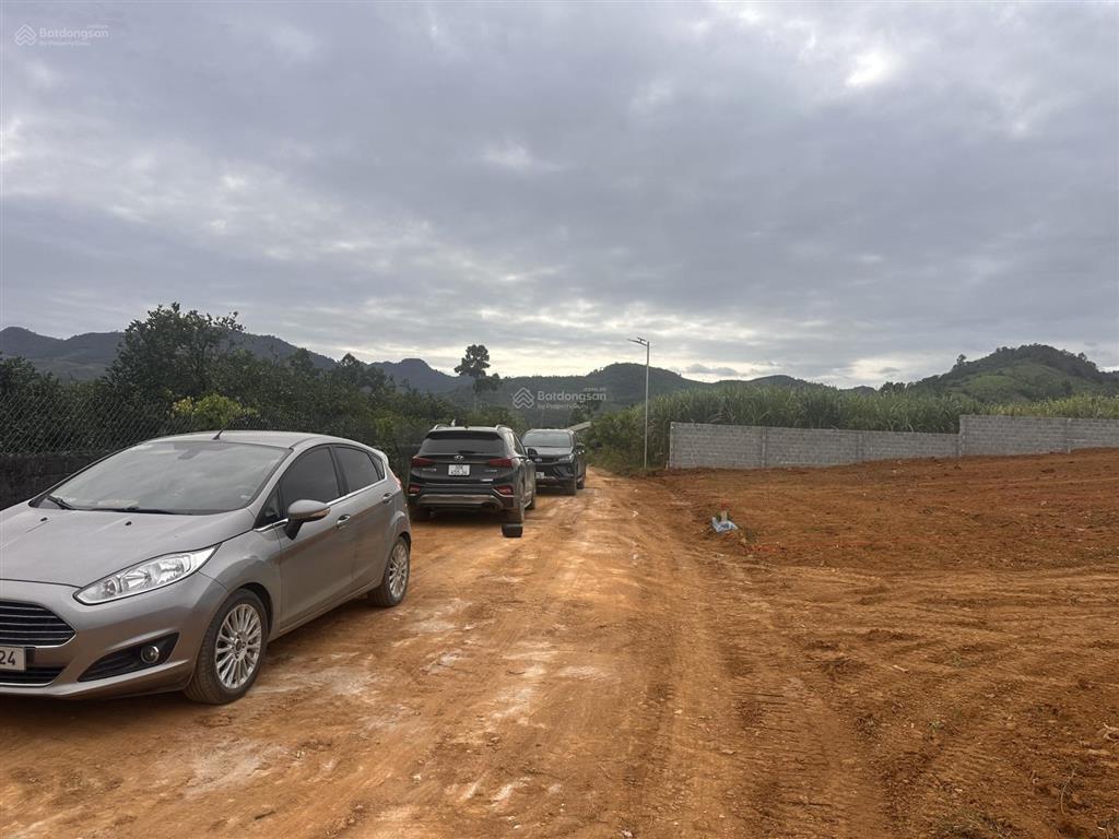 Đất phân lô giá rẻ cao phong full đất ở đường ô tô tránh sổ đỏ riêng  0938 313 ***