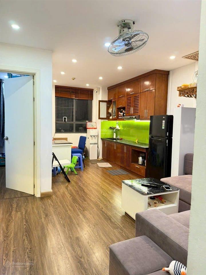 Giá chỉ 3 tỷ 3x bán gấp căn góc 53,4m2  2pn  2wc toà ct2a tân tây đô.sổ đỏ đầy đủ. 0387 720 ***