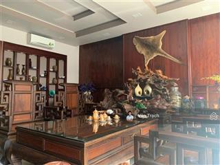 Nhà 2 mặt tiền hoàng văn thụ nha trang gần biển sổ đỏ hoàn công