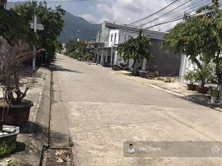 Bán nhà tđc diên toàn diên khánh đường rộng dân cư ổn định gần chợ gần trường học