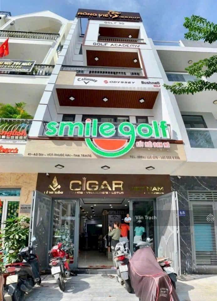 Nhà mặt phố văn tiến dũng nha trang 100m 4 tầng hoàn công sổ đỏ có dòng tiền