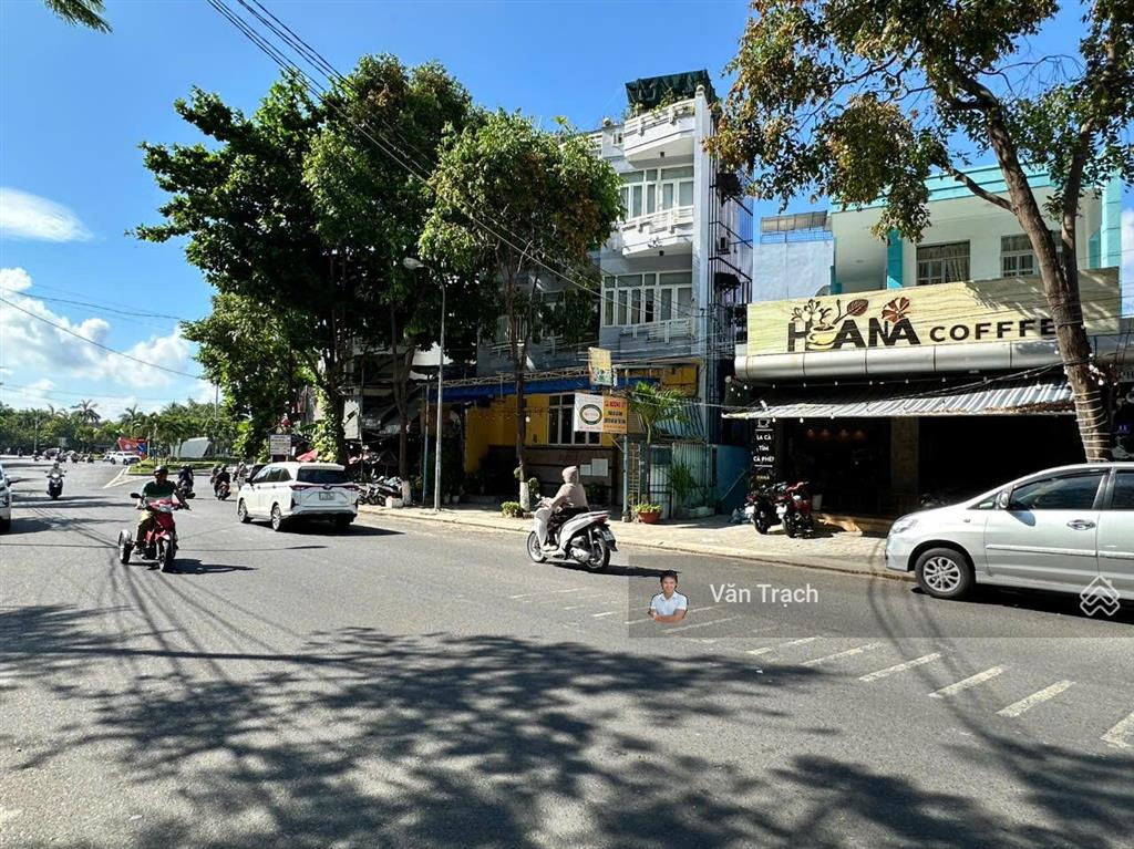 Bán nhà 2 mặt tiền tôn thất tùng vĩnh thọ nha trang cách biển 50m phù hợp kinh doanh