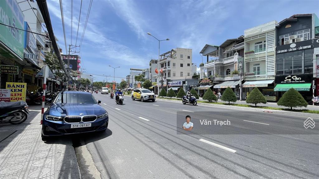 Bán nhà đất đường 2/4 vĩnh phước nha trang khánh hoà ngang 14m nở hậu kinh doanh sầm uất