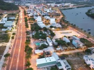 Chủ gửi bán lô mặt tiền nguyễn tất thành, hòn rớ 2, phước đồng, nha trang ngang 10m sổ riêng