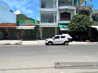 Chủ gũi bán căn nhà mặt tiền tôn đức thắng phước đồng nha trang gần chợ hòn rớ trục kinh doanh