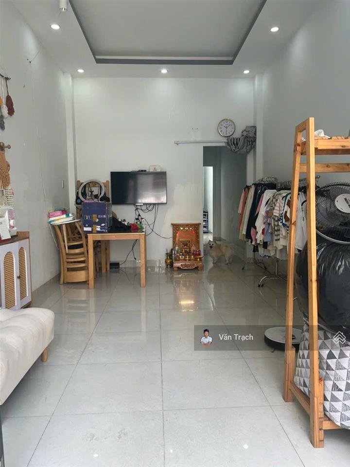 Nhà mặt tiền trường sa vĩnh nguyên nha trang bên cạnh chợ bình tân có dòng tiền cho thuê