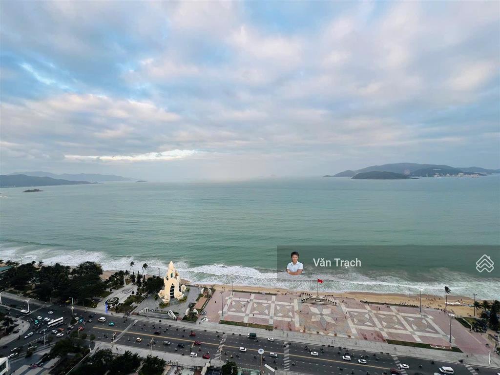 Căn hộ panorama rẻ nhất thị trường view biển 40 m2 giá chỉ 2,79 tỷ