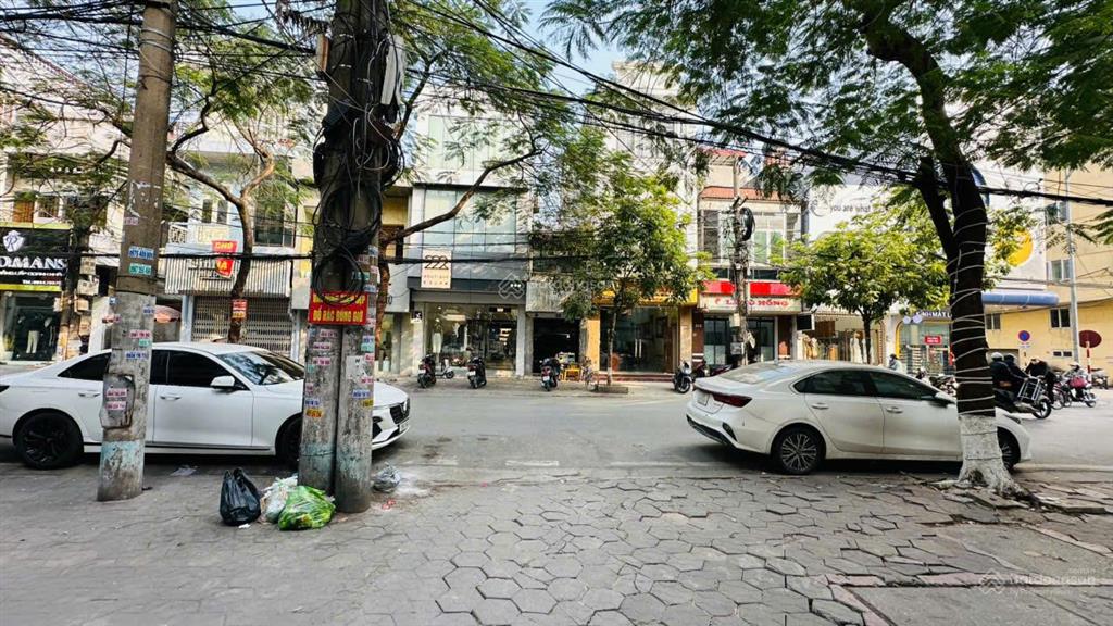 Nhà mặt đường lê lợi (đoạn 2 chiều)  90m2  mt 4,52m  sau giáp ngõ  giá 18,x tỷ