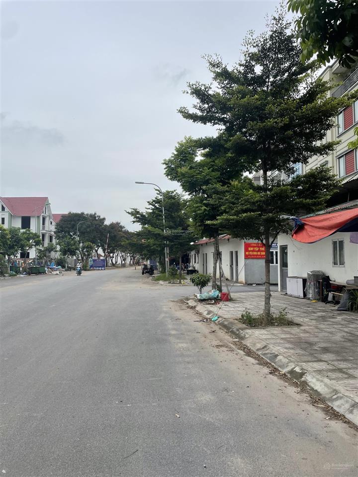 Bán nhanh căn góc biệt thự lideco, mặt đường 24m kinh doanh, dt 165m2 giá 25 tỷ.  0966 675 ***