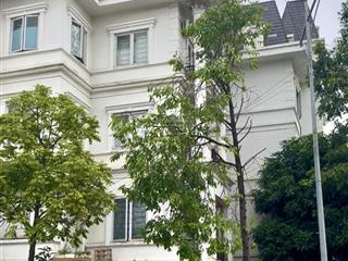 Bán nhanh căn góc biệt thự lideco, mặt đường 24m kinh doanh, dt 165m giá 25 tỷ.  0966 675 ***