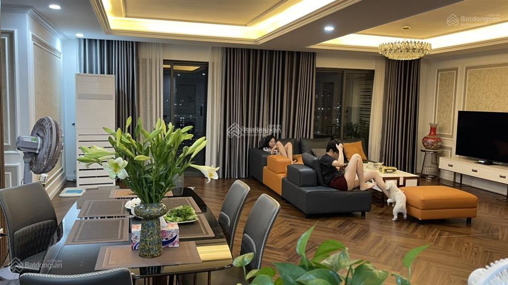 Do đi định cư nước ngoài cần cc diamond flower tower hoàng đạo thúy 173m2, 3pn  2vs, trước 2/9