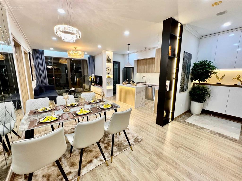 Chính chủ căn 05 view siêu thoáng thiết kế 2n tầng 15 cần bán nhanh, đồ như ảnh có thương lượng