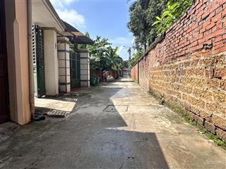 Bán lô đất sát ql21 đường thông giá chỉ bằng nửa m chung cư ven hà nội