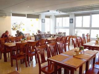 Bán gấp khách sạn phố tây, phường nha trang.