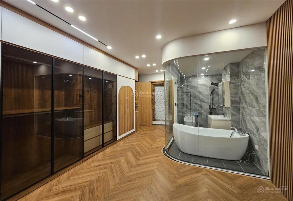 Bán nhà phân lô thạch bàn, nhà 6 tầng, dt 56m2, mt 4m, 3pn, full nội thất, có thang máy, gara ô tô