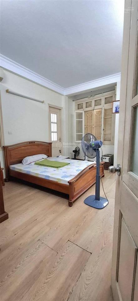 Bán nhà riêng 4.5 tầng phố quán thánh ba đình mt rộng, vừa ở vừa kinh doanh dòng tiền.