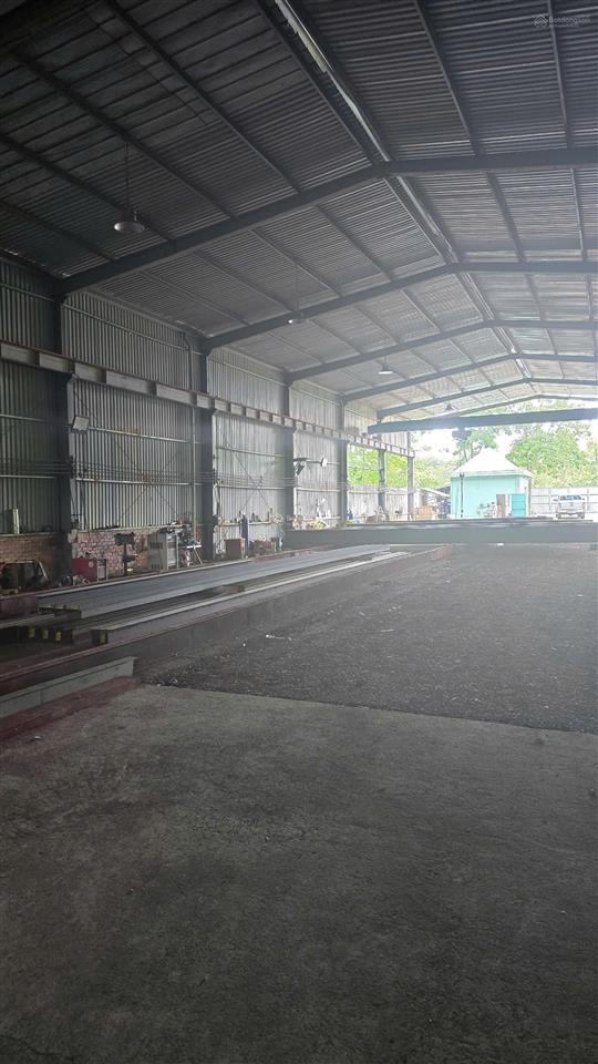Bán xưởng 1100m2 đường xe container giá chỉ 8.5 tỷ nhuận đức củ chi.