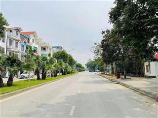 Bán lô biệt thự trường an mặt đường đôi phạm văn đồng siêu vip và giá rẻ gấp 2 lần lô liền kề