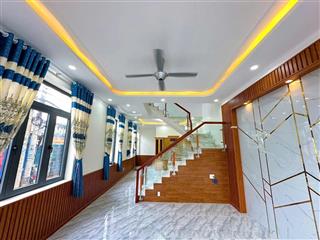 Bán nhà 2 Tầng P.Biên Hòa,CĂN GÓC,đường xe hơi thông thoáng,SHR thổ cư 100%