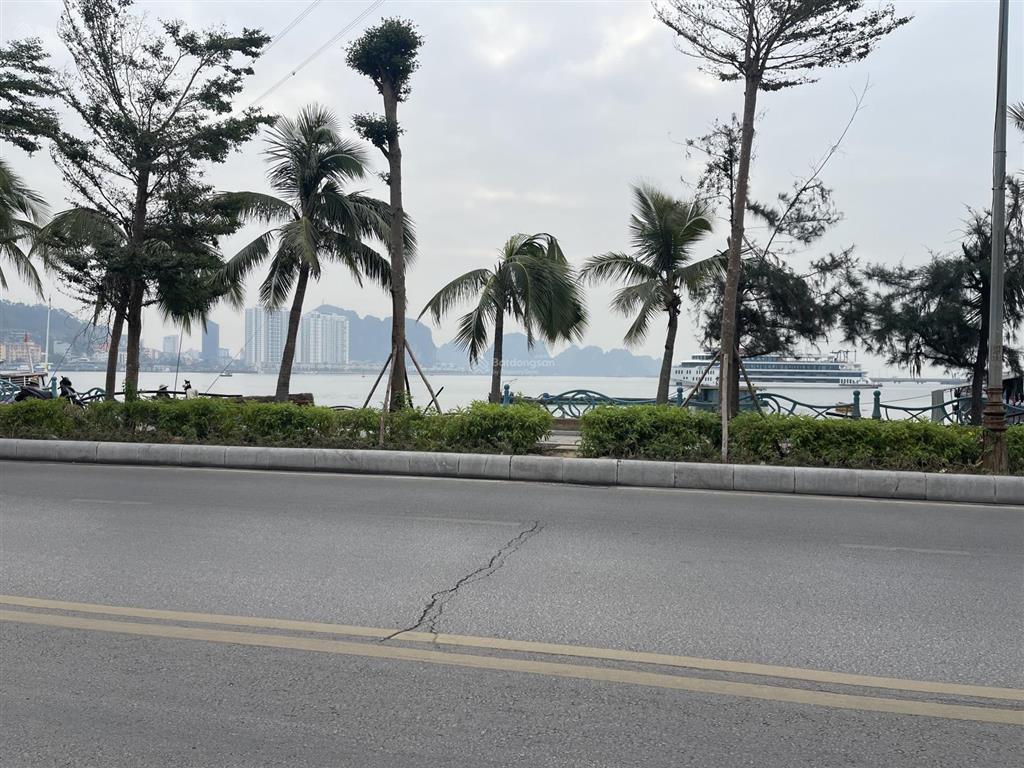Bán đất tại bãi cháy, hạ long, quảng ninh, giá 58 tỷ, diện tích 300m2, mặt tiền 12m, view biển