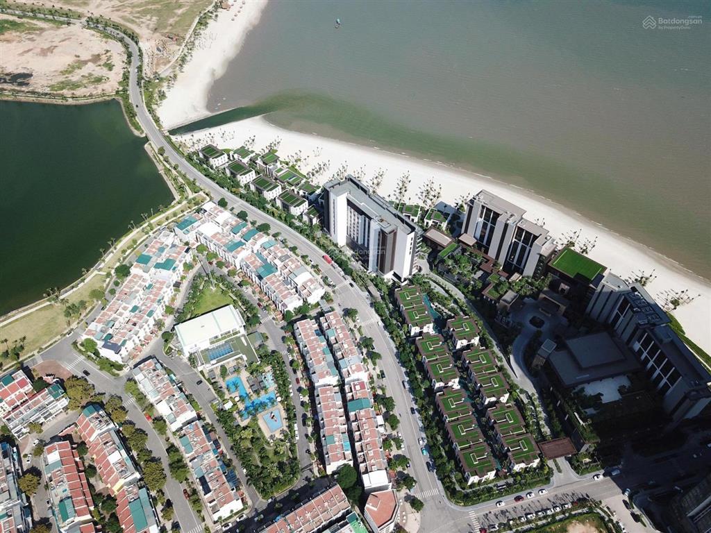 Đất vip trung tâm bãi cháy 4 mặt tiền. 4150m2, mt 70m. sđcc