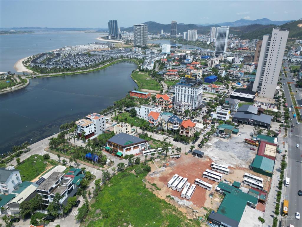 Đất khách sạn 4000m2. view biển trung tâm bãi cháy