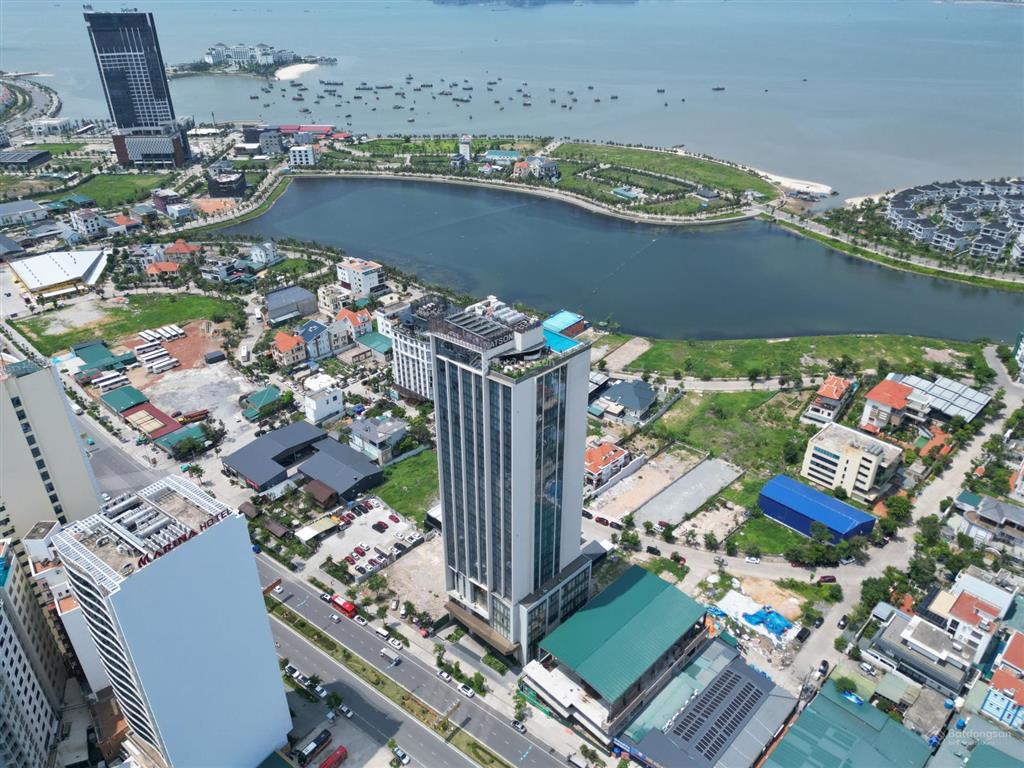 Đất khách sạn 4000m2. view biển trung tâm bãi cháy