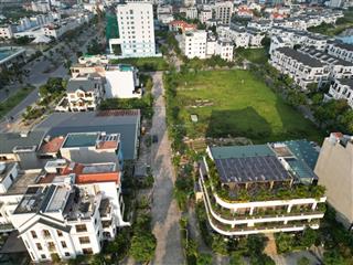 Đất 176m2, mt 8m hai mặt tiền trung tâm bãi cháy, gần đại lộ marine. sđcc