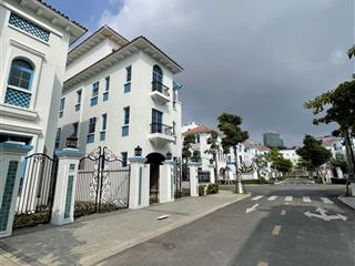 Cần bán nhà biệt thự sun feria bãi cháy. trục thông biển .