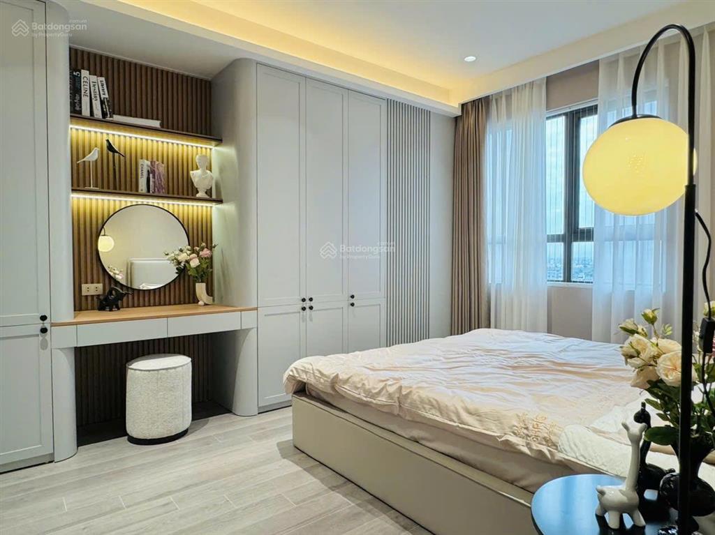 Miễn trung gian! gia đình cần bán gấp 3n2wc, góc, full mới, ở ngay 8 tỷ  cc bộ công an