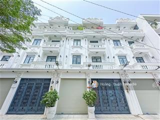 Nhà đẹp ngang rộng có gara ô tô thiết kế đẹp thông minhnhà xây kiên cốkhu đồng bộ an ninh 24/24