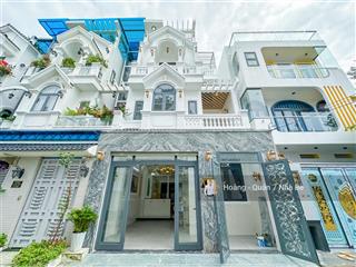 Nhà full nội thất khu an ninh đồng bộ công viêndt 6,2mx13mnhà mới đẹpthiết kế rộng gara xe hơi
