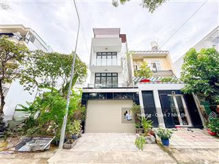 Nhà đẹp view sông mát mẻdt 5mx18mxây 1trệt 2lầu sân thượng 4pnđường xe hơi thông thoáng