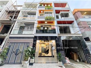 Nhà mới xây full nội thất xịndt 4mx17mđường xe hơi tận nhà1 phòng ngủ lớn1trệt 2lầu sân thượng