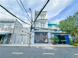 Đường 6mcách đường lê văn lương chỉ 40mxây 1trệt 2lầu sân thượng 4pnvị trí đẹp giá tốt