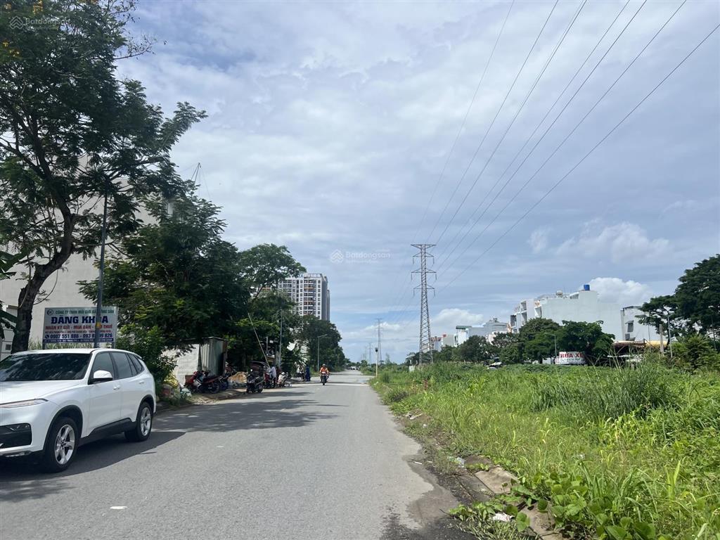Em bán nền sổ đỏ kdc khẳng điền bình chánh, 5x20, lộ 52m, lề 6m, giá 6tỷ9
