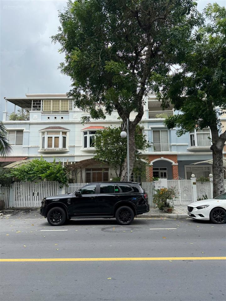 Em bán căn nhà q7 đầu tư sinh lời tại kdc phú mỹ hưng