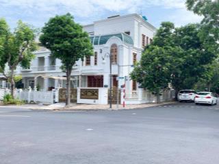 Bán nhà góc thô đường n phường tân phong quận 7 hồ chí minh