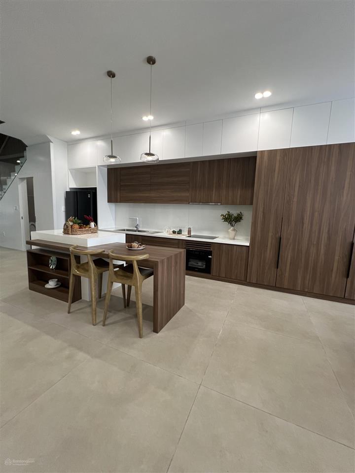 Em bán nhà phố đặc biệt 440,8m sàn kdc lovera premier khang điền bình chánh