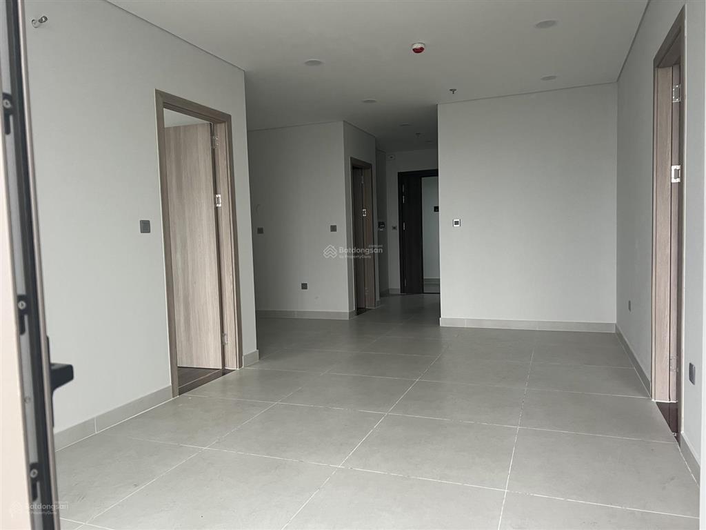 Chính chủ gửi bán căn hộ 3pn 2vs, 101m2 chỉ 6,5 tỷ, tại khai sơn city, giá tốt bao toàn bộ thuế phí