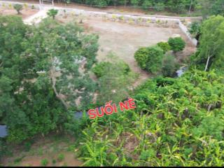 Lô đất, nhà giáp suối, bên hông khu du lịch, làm view, vườn nghỉ dưỡng xịn xò