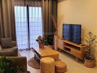 Chính chủ cần bán căn cc 2pn toà novo kosmo tây hồ, tầng cao ban công đông view trọn hồ tây