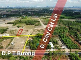 Kẹt tiền bán gấp mảnh 1.300m2 cln (2650), đường xe hơi ngay đầu xã. cách quận 2 6km. giá 2.3tr/m2